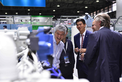 曼恩攜多款燃氣發(fā)電機亮相上海動力展